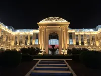 Yantai Lantian Hotel (Fisherman's Wharf Scenic) Hotels in Яньтай