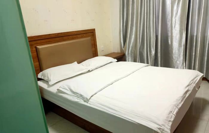 Jinta Xinhongxu Hotel