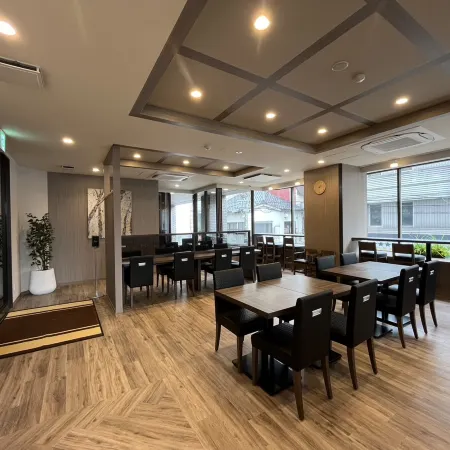 Hotel Route-Inn Toyama Ekimae