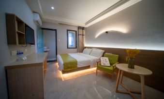 Tiange Express Hotel (Fuyang Wenfeng Park)