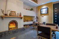 Qinggil Li · Hidden Luxury | Eco Artisan Lodge - breakfast