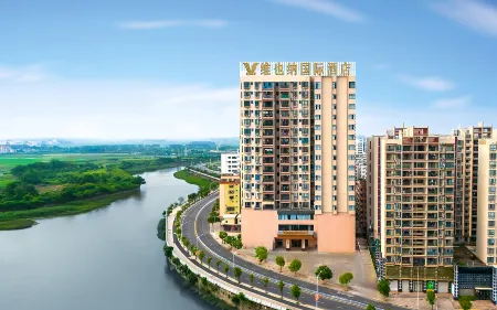 Vienna International Hotel Zhanjiang Suixi Kongshengshan Scenic Spot Отели в г. Суйси