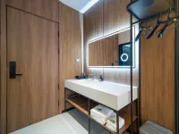 Hulunbuir Genhe Shanshui Hotel (Century Square Longfeng Building)