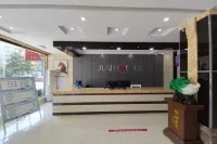 Junyi Chain Hotel (Anqing Tongcheng Haifeng Road) Hotels in Tongcheng