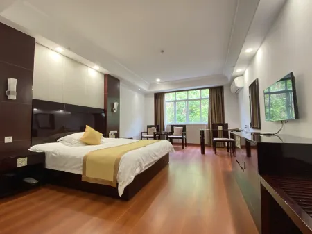 Changtian Ecological Garden (Jinggangshan Scenic Area Tourist Service Center Store) Отели рядом с достопримечательностью «yi cui hu gong yuan»