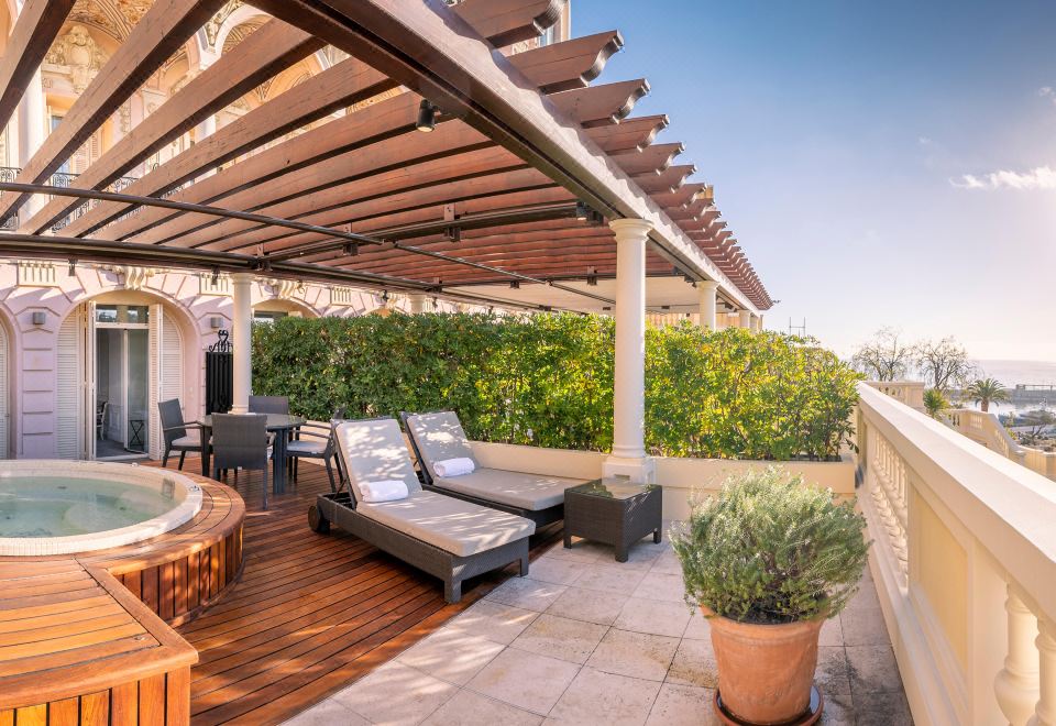 호텔 헤리티지 몬테카를로의 우아한 객실 뷰 