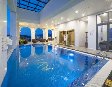 Avari Hotel Отели рядом с достопримечательностью «Музей океанографии»