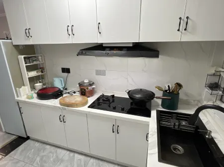 Xiaojin Qizige homestay hotel Отели в г. Сиаоцзинь