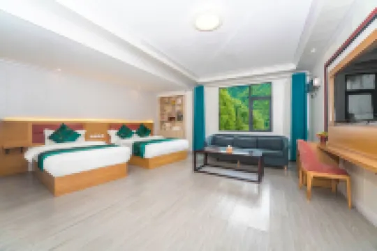 Baba Family Vacation Homestay (Jiuzhaigou Shang Sizhai Village) โรงแรมใกล้Jiuzhaigou Love Sea Scenic Area