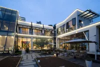 Pujiang City West Five Mile Homestay Hoteles en Pujiang