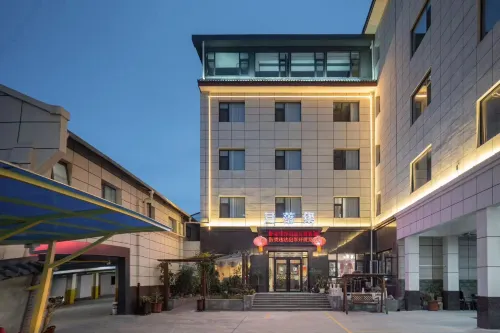 Yueluoji Hotel