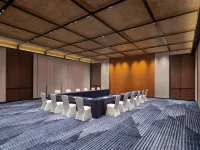 Four Points by Sheraton Yantai - Business