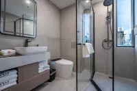 Shengting Wisdom Hotel (Dali high-speed rail station Erhai park branch) - 3 Yıldız