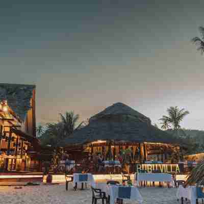 BuBu Villa Hotel Exterior