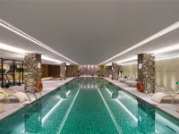 Swisstouches Residences Guangzhou Hotels near Gaozeng