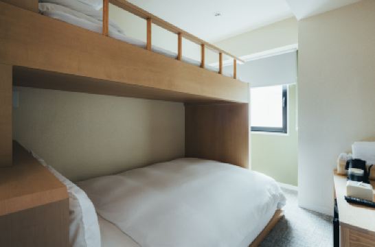 Triple Room MEANDER Osaka Photo