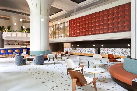 Paris Marriott Rive Gauche Hotel & Conference Center Отели рядом с достопримечательностью «Высшая нормальная школа»