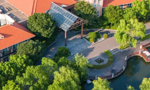 Flower Lux·Chongming Forest Resort Hotel