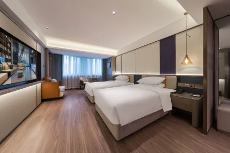 Shihezi Tianfu Madison Hotel Отели рядом с достопримечательностью «Shihezi Shizheng Square»