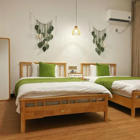 Qiyunshan Aunty Gui's