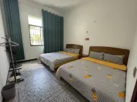 Chenzhou Fulin Homestay - غرفة مطلة على الجبل