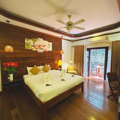 Luang Prabang Mekong Charm River View ロング クン 寺院周辺のホテル