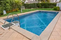 Paraiso Real Hotels in Belas