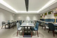Homeinn Selected Hotel (Baoji Administrative Avenue Zhong Hospital East Area)