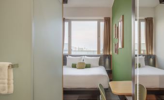 3. Maxhotel..