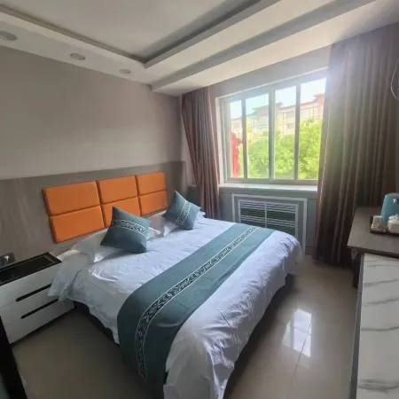 Pengyang Junyi Intelligent Hotel
