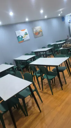 Rest Hotel (Shidai Guangchang) Отели в г. Хуэйсянь