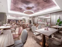 Mercure Chengdu Chunxi Road Tianfu Square Hotels near Tianfu Square