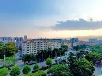 Q+ Kaiyuan Home Boutique Hotel