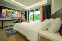 Manhattan Hotel - Changtai Hotels near Xiaohuang Mountain Scenic Area