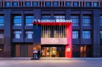 The GiorgioMorandi Hotels (Weihai Huoju 8th Street International Coastal Baths) Hotels in West Coast