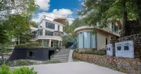 Jingshan Zhidu Forest Hot Spring B&B (Qingcheng Back Mountain Scenic Area Branch)