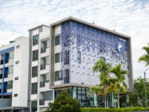 โรงแรมกระบี่ซีบาส โรงแรมใกล้ประติมากรรมปูดำ