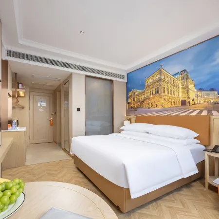 Vienna Hotel (Beihai City Hall Old Street) Отели рядом с достопримечательностью «Пляж Силвер»