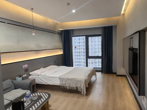 Xiqi Hotel (Xinxiang Baolong Plaza)