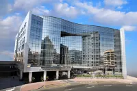 그랜드 코스모폴리탄 호텔  호텔