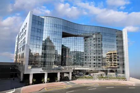 Grand Cosmopolitan Hotel