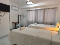 RedDoorz @ Pilgrims Hotel Hotels near Sunsquare Business Center