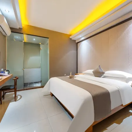 Zhanhong Holiday Hotel