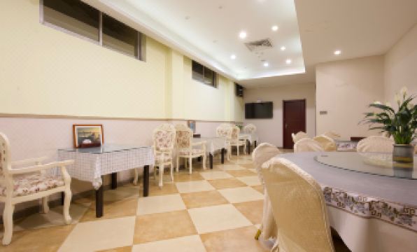 Taihe Kaida Business Hotel (Taihe People's Hospital)