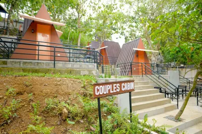 Ayong's Adventure Park Hotel dekat Unida Christian Center