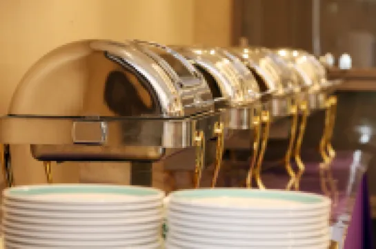 โรงแรมฮอลิเดย์ อินน์ห่าวไท่ (สาขา ถนนกังตงที่ห้า เขตจงชาน พั้นช์พอยต์)