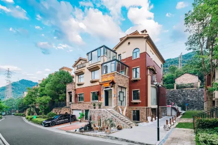 in the spring breeze Отели рядом с достопримечательностью «Xiangnan Botanical Garden»