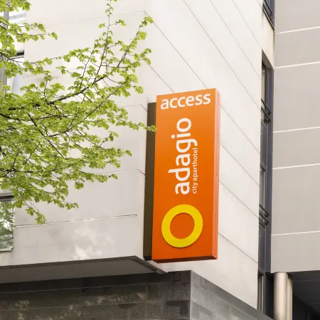 Aparthotel Adagio Access la Défense Léonard de Vinci