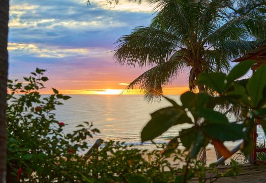 랑꼬 비치 리조트의 아름다운 해변과 수영장