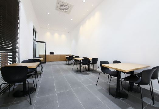 사천 루벤스호텔의 오션뷰 객실 내부